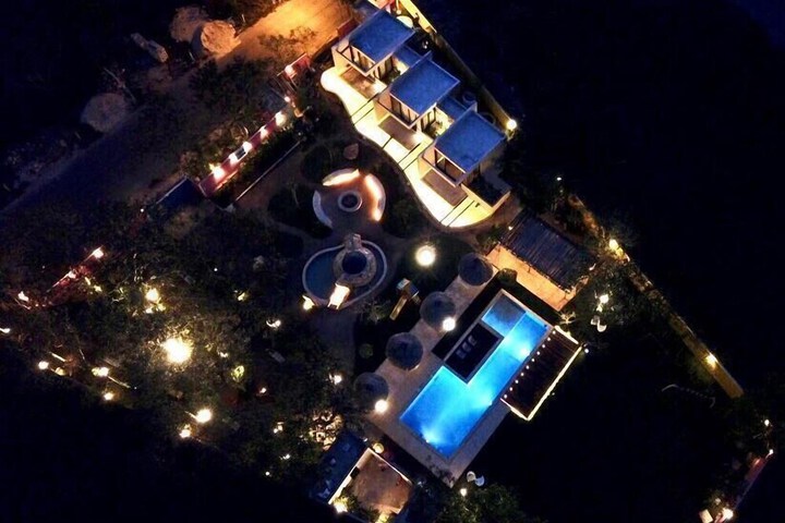 Hotel 40 of 53