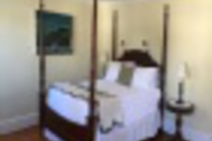 Room 51 of 96