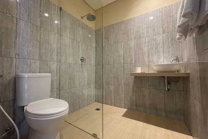 Room 34 of 51