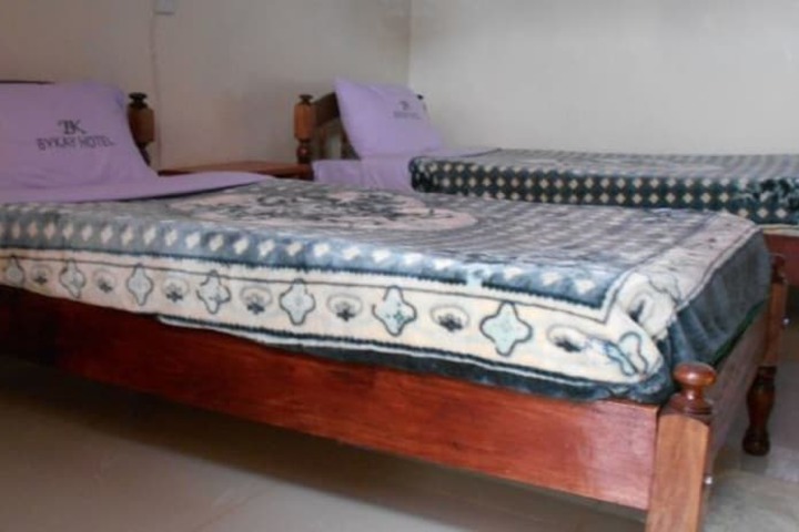 Room 3 of 19