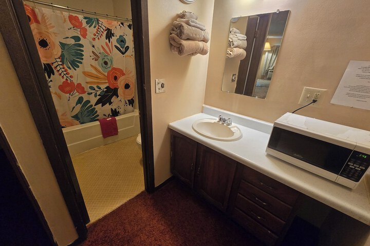 Room 46 of 66
