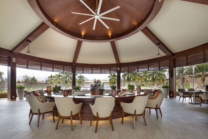 Dining 106 of 129