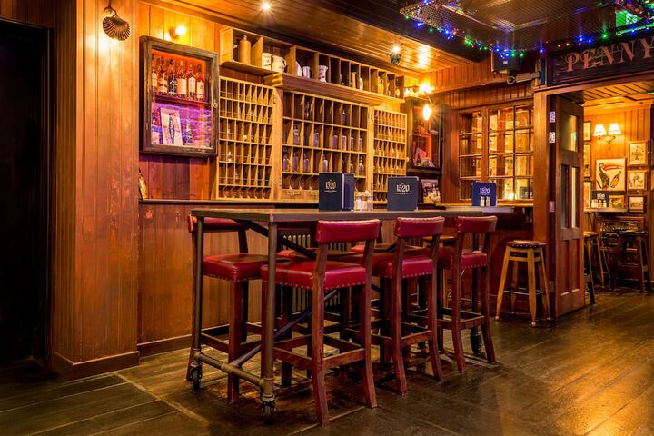 Dining 13 of 34