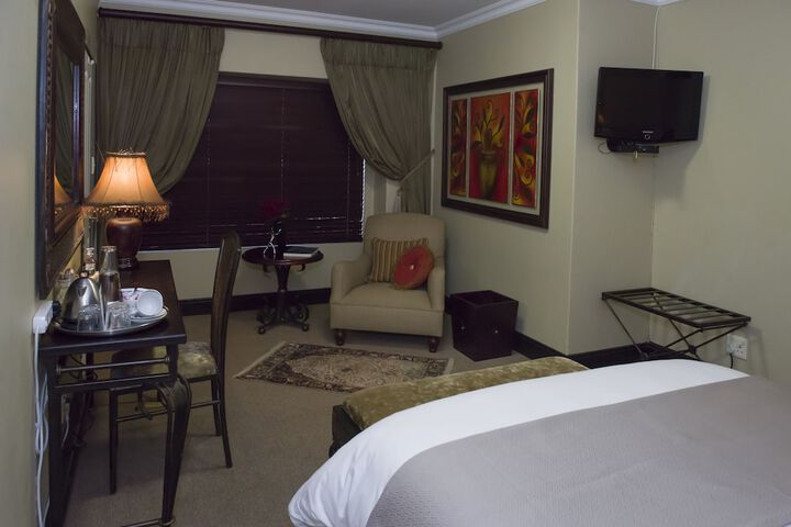 Room 4 of 45