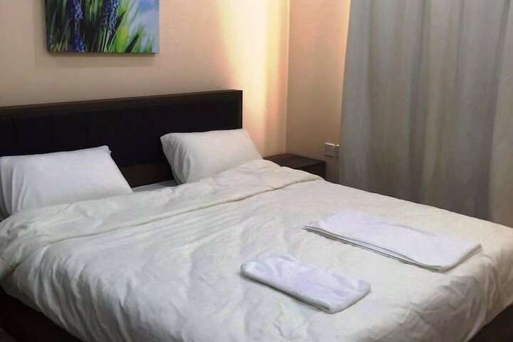 Room 5 of 23