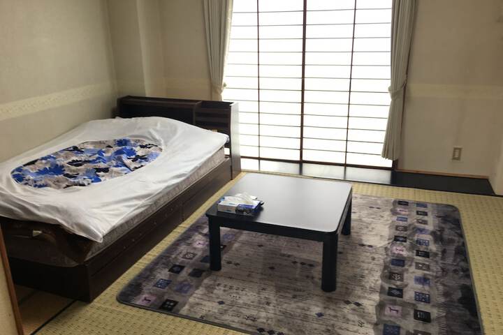 Room 2 of 13