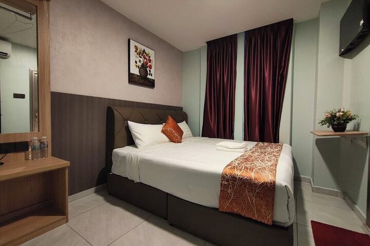 Room 36 of 60