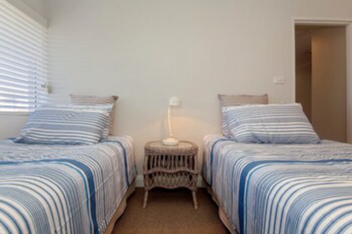 Room 15 of 21