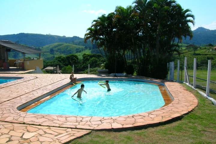 Pool 11 of 38