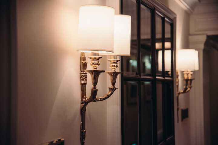 Lounge 87 of 104