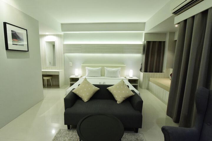 Room 10 of 63