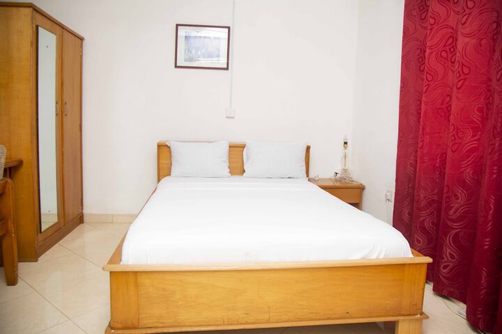 Room 20 of 38