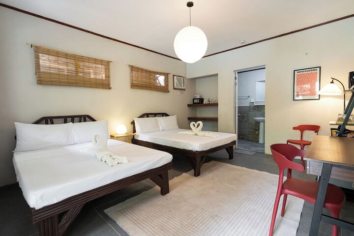 Room 43 of 121