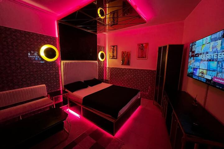 Room 54 of 71