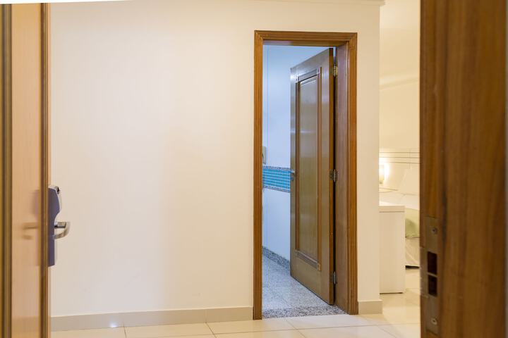 Room 19 of 109