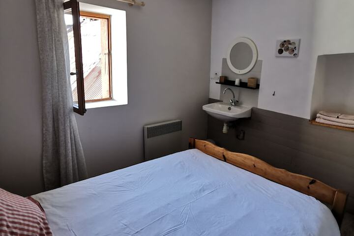 Room 41 of 124