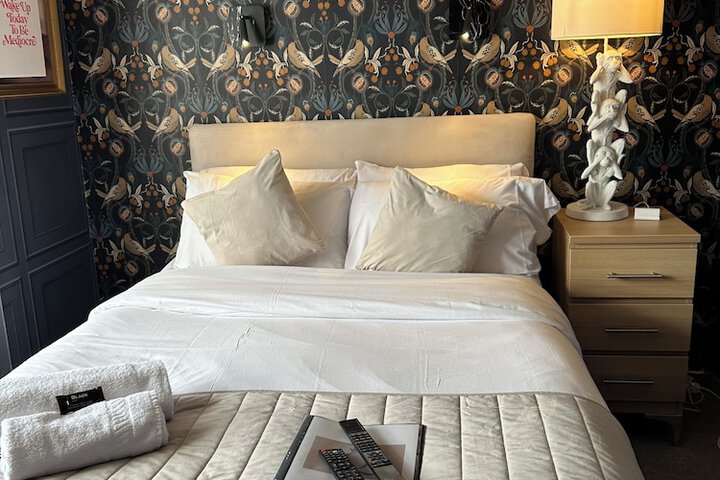 Room 37 of 171