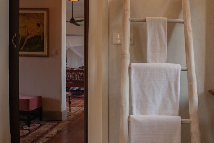 Room 45 of 80