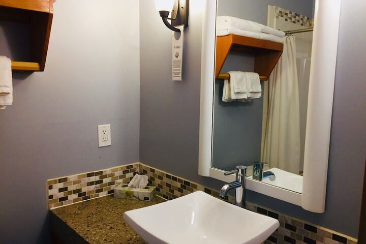 Room 12 of 39