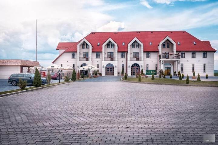Frontier Europe Hotels Group