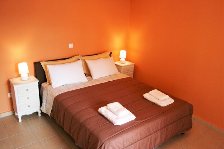 Room 3 of 64