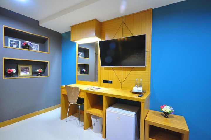 Room 21 of 43
