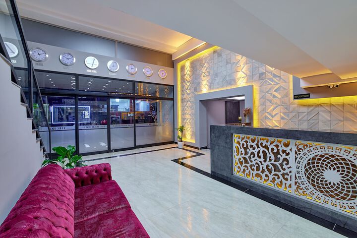 Hotel 3 of 60