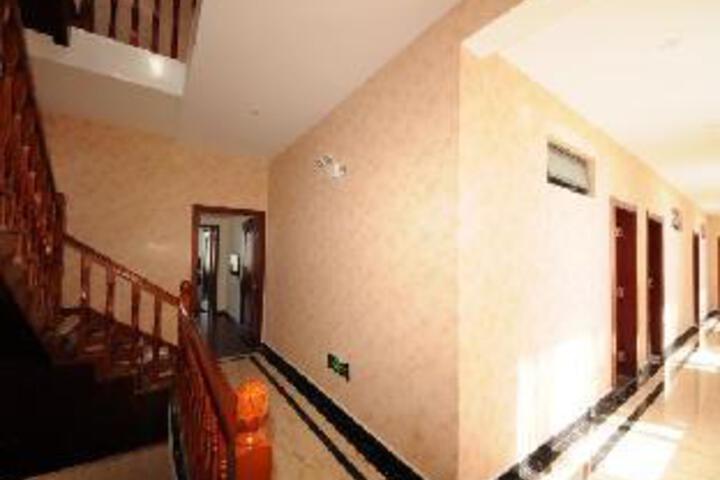 General 3 of 23