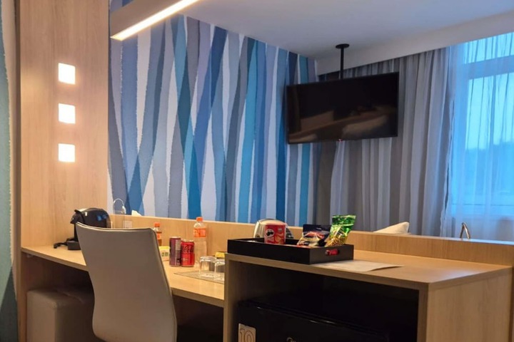 Room 54 of 201