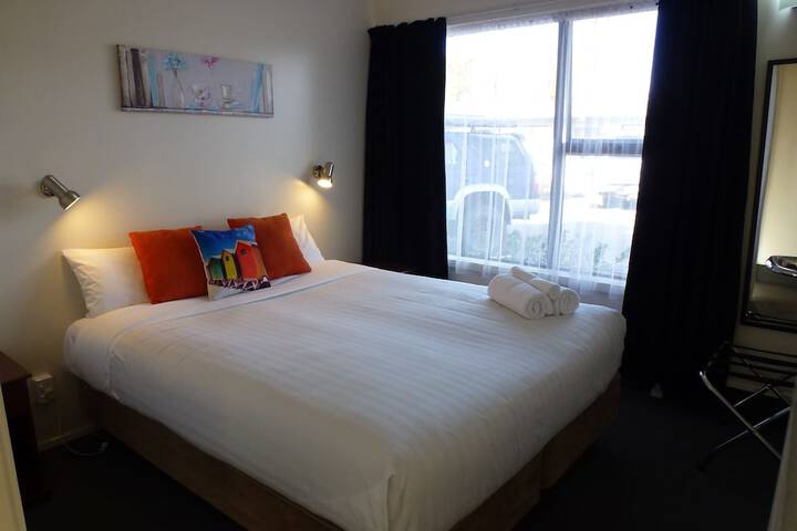 Room 19 of 86
