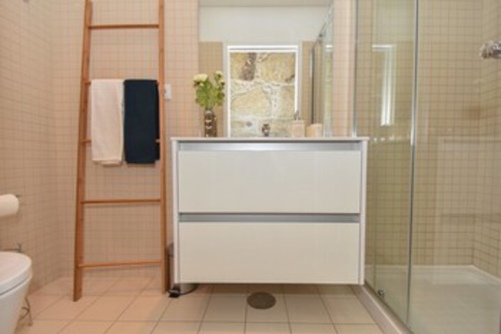 Room 2 of 13