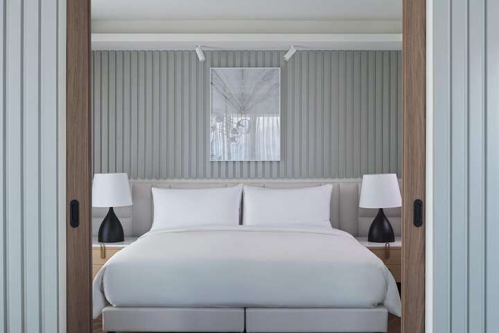 Room 35 of 108