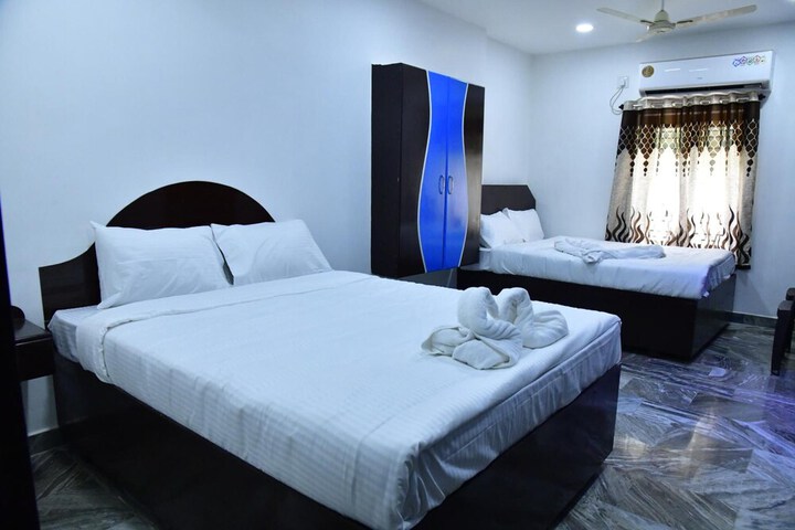 Room 20 of 38