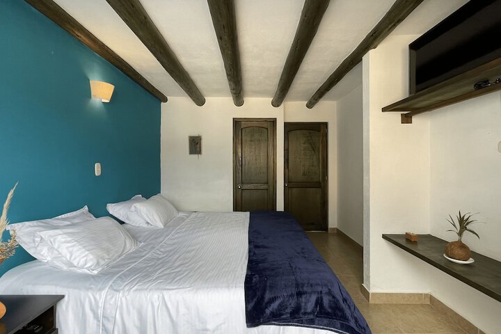 Room 25 of 57