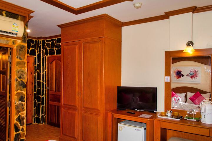 Room 89 of 137