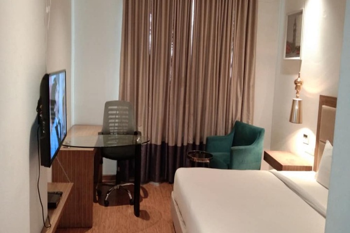 Room 29 of 72