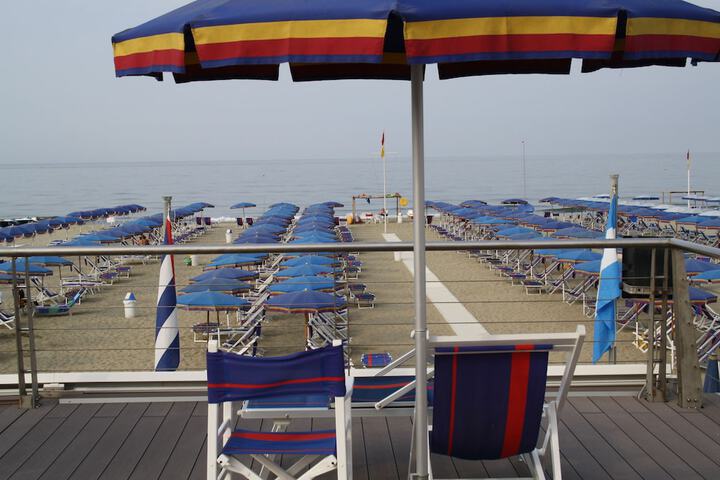 Beach 54 of 60