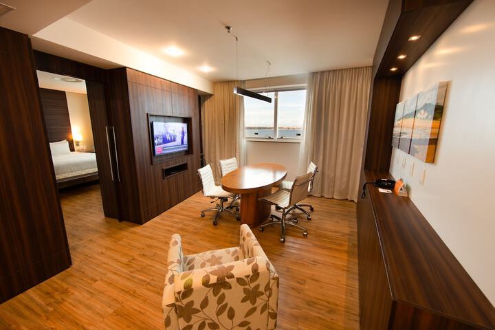 Room 19 of 53