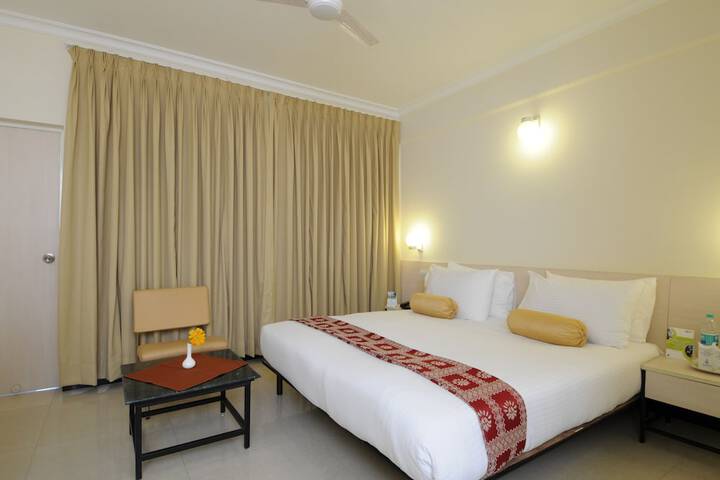 Room 5 of 36