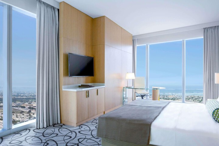Room 105 of 315