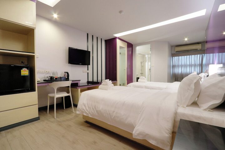 Room 5 of 36