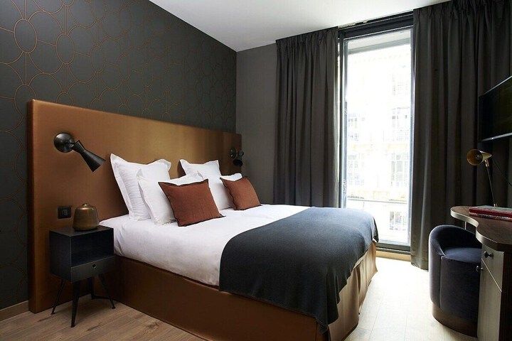 Room 14 of 46