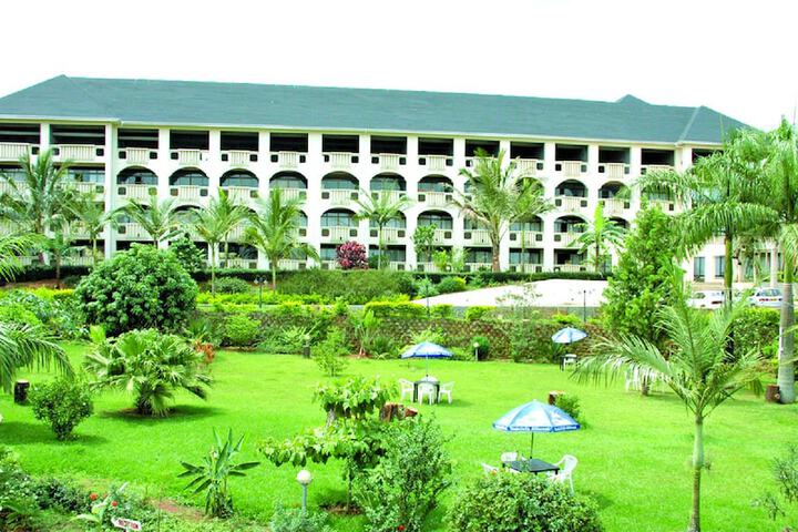 Tropic Inn Hotel