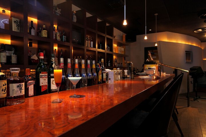 Lounge 41 of 52