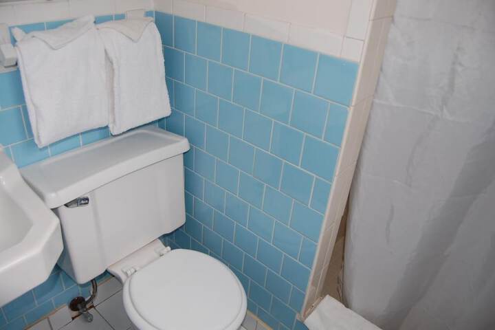 Room 19 of 29