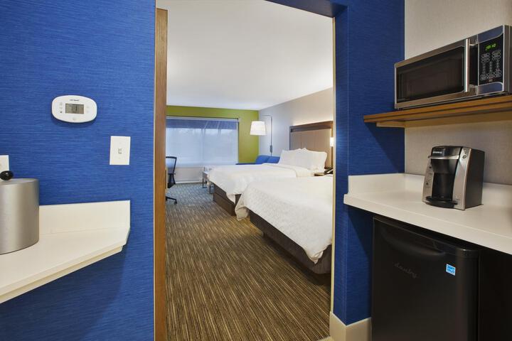 Studio Suite King Bed Accessible (4 of 14)