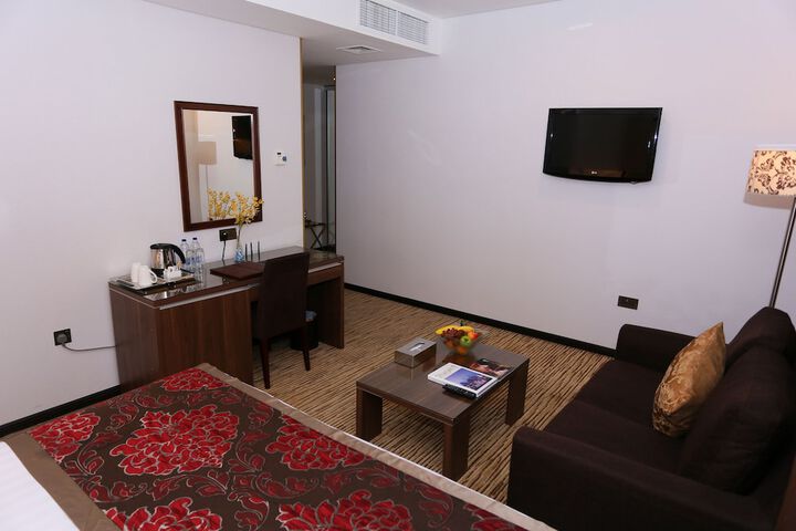 Room 12 of 43