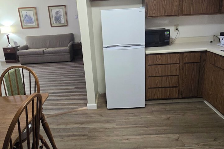 Suite King Size Bed (7 of 7)