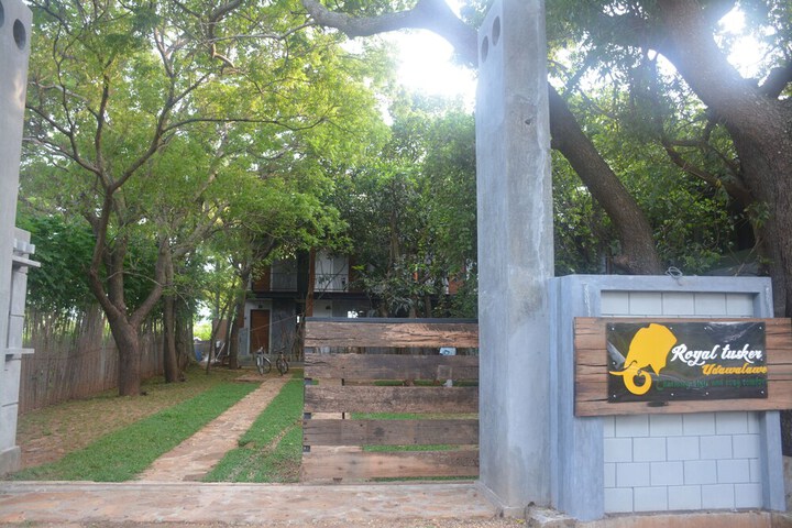 Property Grounds 19 of 25