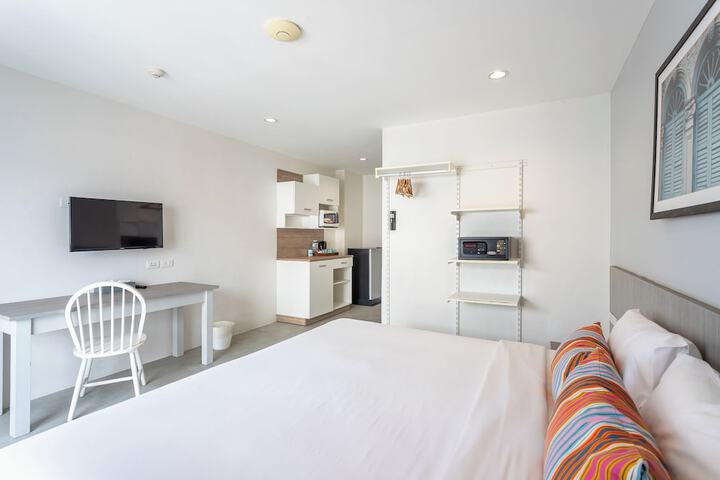 Room 21 of 81